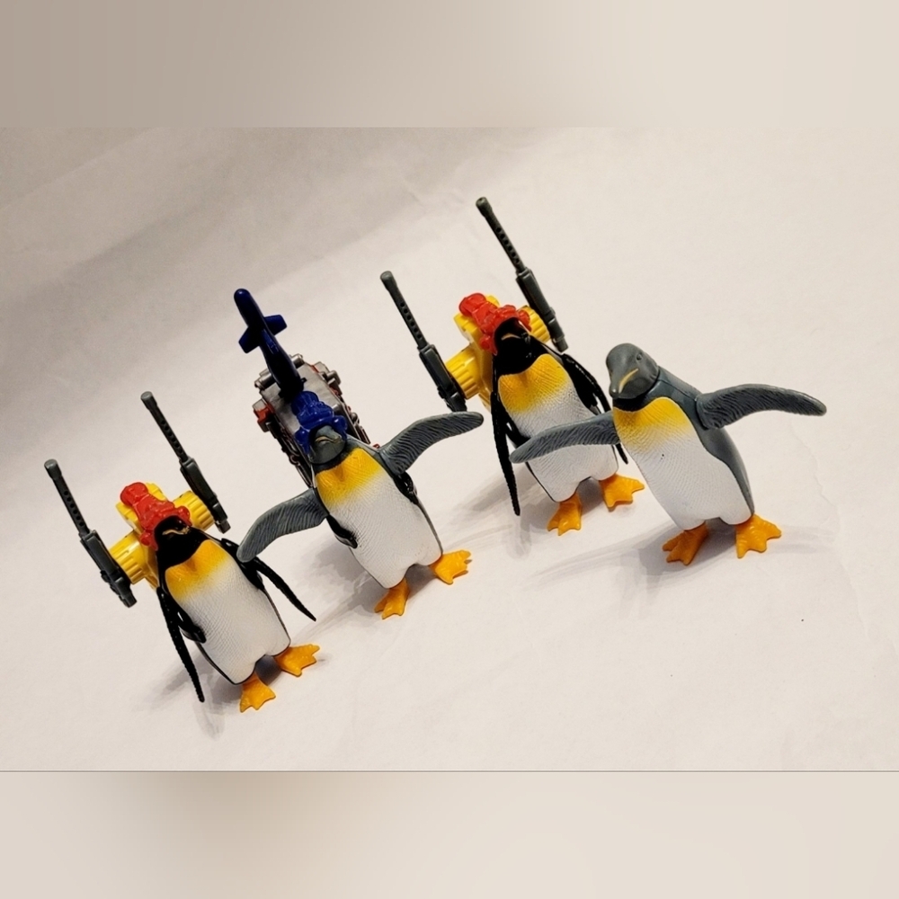 Batman Returns Penguin Commandos with Backpacks and Missile Launcher (1992)